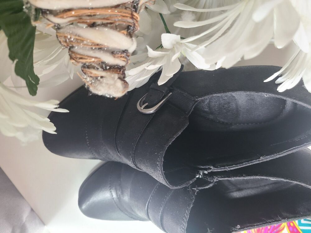 Yuu Raley  Women's Size 10 W Black Work Clogs Slip On Shoes - Picture 4 of 9